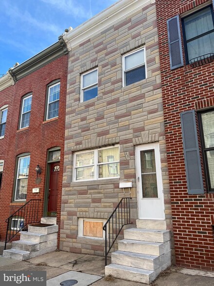 11 S Robinson St, Baltimore, MD 21224