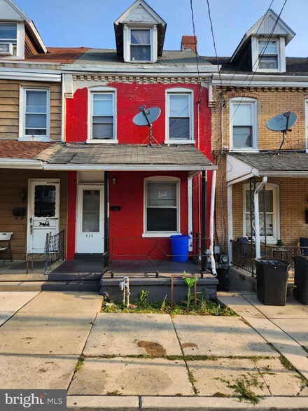 825 Prangley Ave, Lancaster, PA 17603