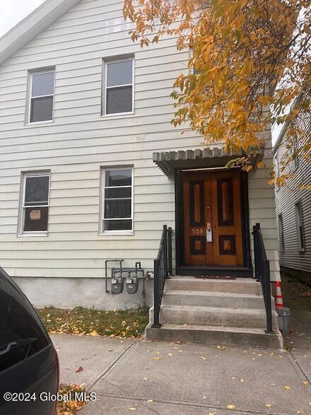 508 5th Ave, Troy, NY 12182