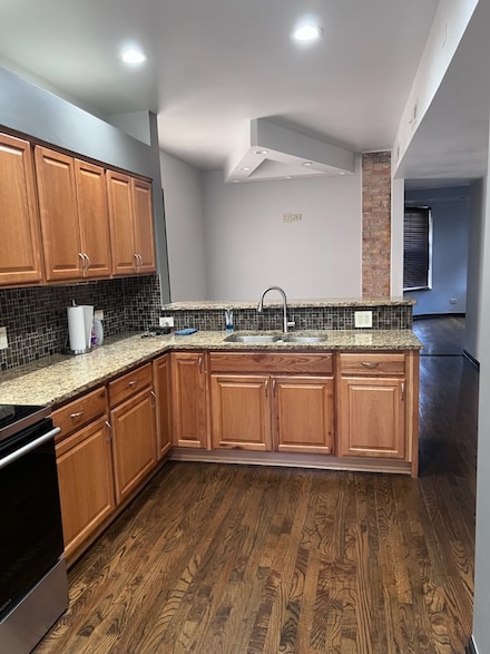 6824 S Dorchester Ave Unit 2, Chicago, IL 60637