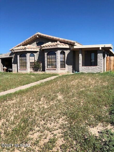 110 W Webb Dr, San Manuel, AZ 85631