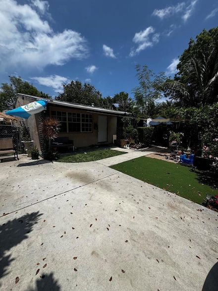 635 48th St, West Palm Beach, FL 33407