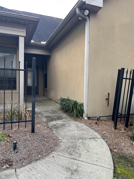 809 Summer Breeze Dr Unit 202, Baton Rouge, LA 70810