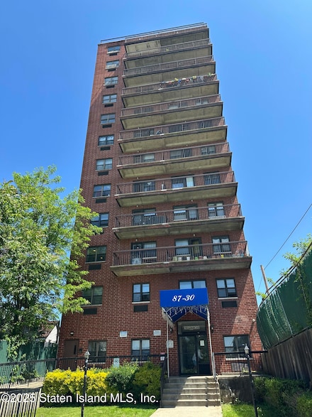 87-30 62nd Ave Unit 5, Rego Park, NY 11374