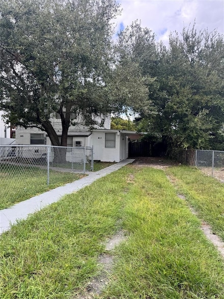 1613 NW 45th St, Miami, FL 33142
