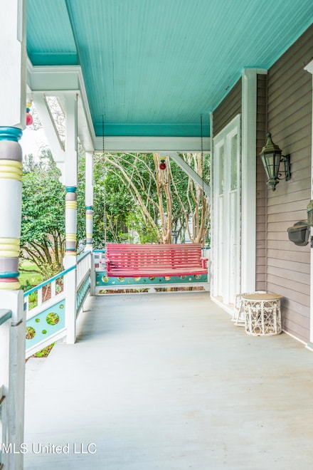 200 Saint Charles Ave, Natchez, MS 39120