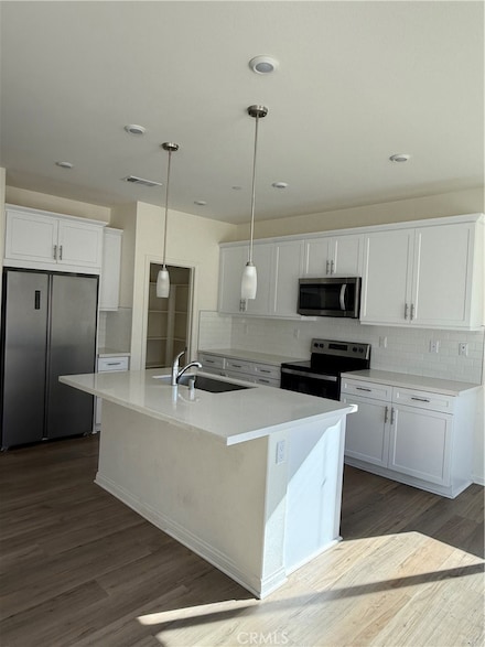 558 Pablo Rd, Lake Elsinore, CA 92530