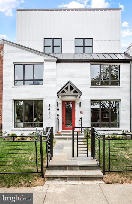 1420 Staples St NE Unit 2, Washington, DC 20002