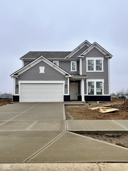 207 Ambassador Dr, Pittsboro, IN 46167