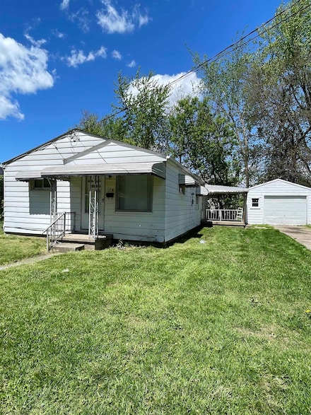 726 Neubert Ave, Flint, MI 48507