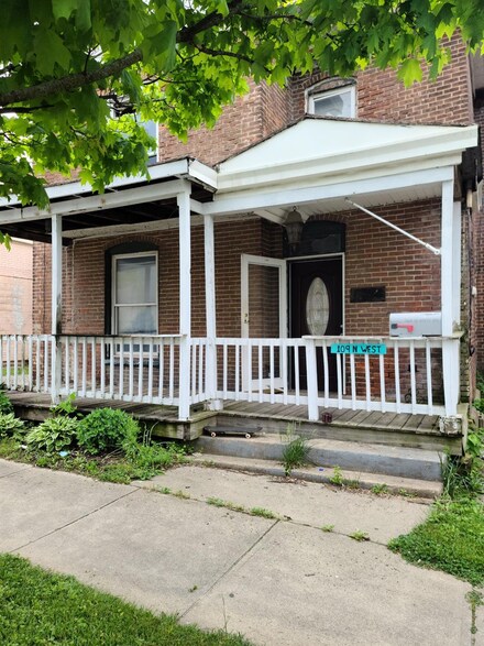 109 N West St, Hillsboro, OH 45133