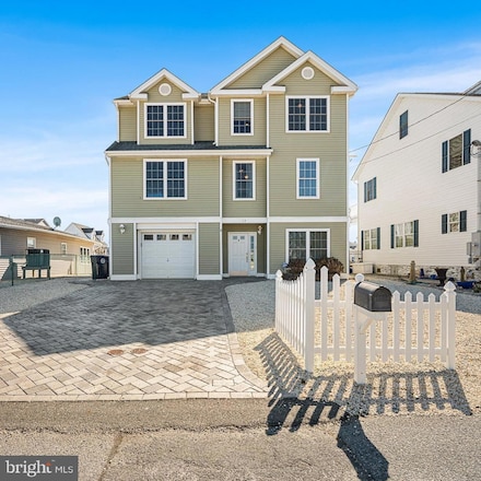 13 W Schuylkill Rd, Little Egg Harbor Township, NJ 08087