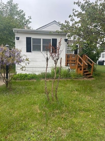 80 Bayview Dr, Mastic Beach, NY 11951