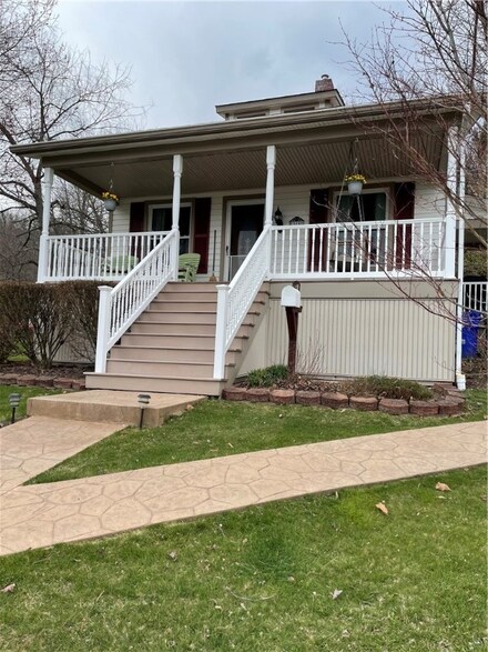 315 Waldron Ave, Evans City, PA 16033