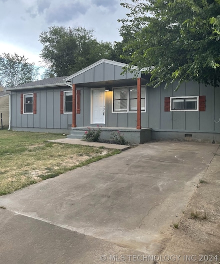 3318 N Garrison Ave, Tulsa, OK 74106