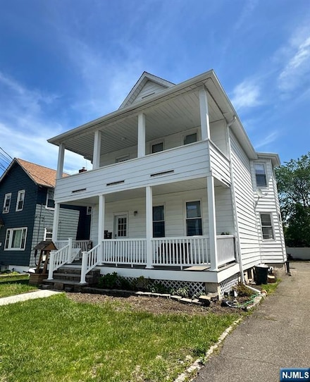 24 Maple St, Little Falls, NJ 07424