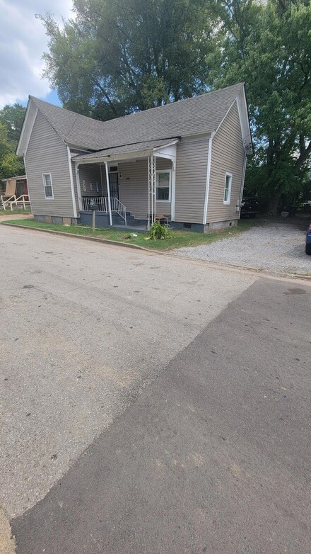 1318 Bradt St, Chattanooga, TN 37406