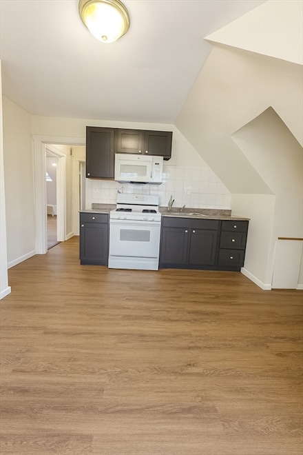 38 Waumbeck St Unit 3, Dorchester, MA 02121