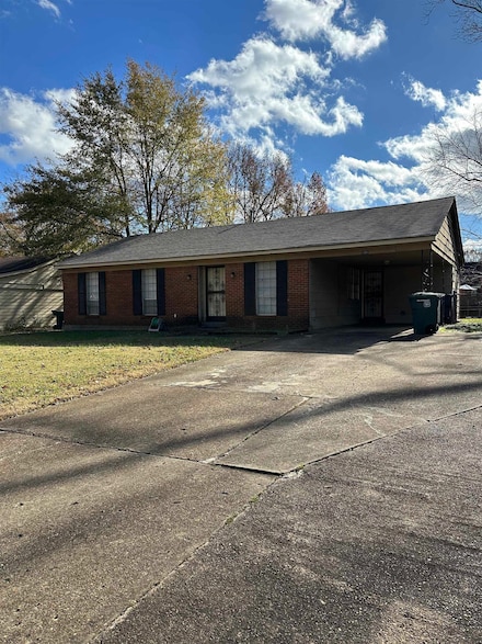 4301 Riche Rd, Memphis, TN 38128