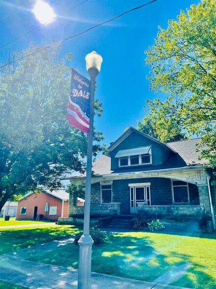 116 E Medcalf St, Dale, IN 47523