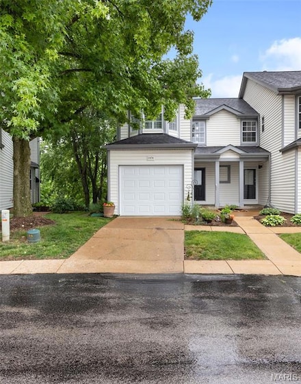1474 Whispering Creek Dr, Ballwin, MO 63021