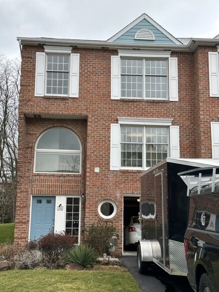 78 Unity Square, Greensburg, PA 15601