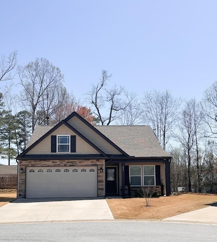 235 Minnie Crain Dr, Inman, SC 29349