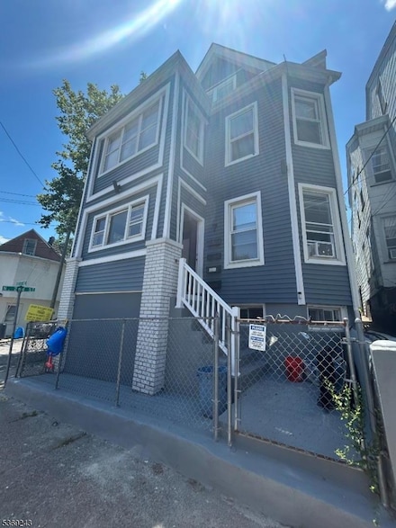 7 Belle Ave, Paterson, NJ 07522