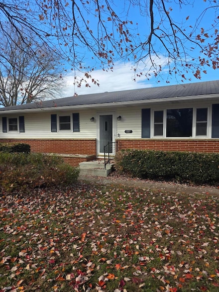 3187 Licking Valley Rd, Newark, OH 43055