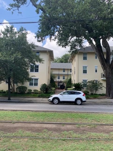 7444 St Charles Ave Unit 204, New Orleans, LA 70118