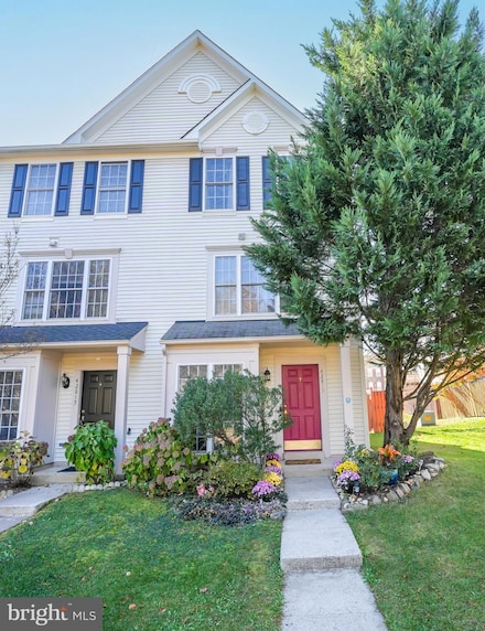 42813 Pilgrim Square, Chantilly, VA 20152