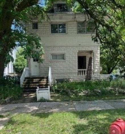6801 N Wolcott Ave, Chicago, IL 60626