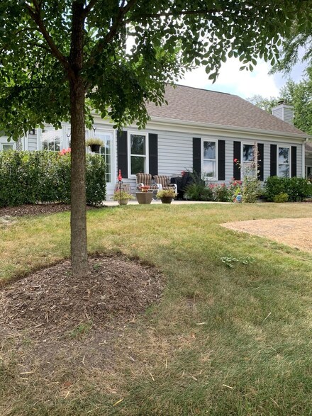 814 Willow Hills Ln Unit 115, Prospect Heights, IL 60070