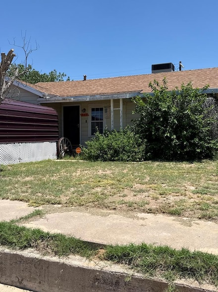 947 S Pine St, Kermit, TX 79745