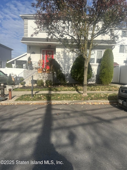 89 Columbus Ave, Staten Island, NY 10304