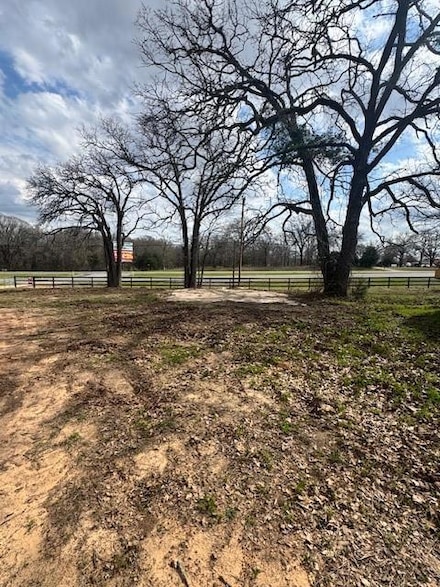 8260 State Highway 31 W, Athens, TX 75751