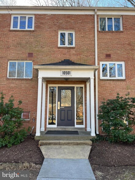 10501 Montrose Ave Unit M-101, Bethesda, MD 20814