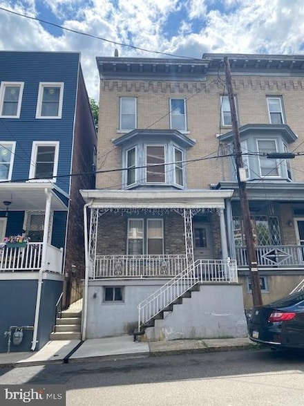 517 W Norwegian St, Pottsville, PA 17901