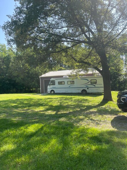 7195 Nickleplate Rd Unit 7237, Muir, MI 48860