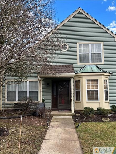 118 Appletree Ct, Monmouth Junction, NJ 08852