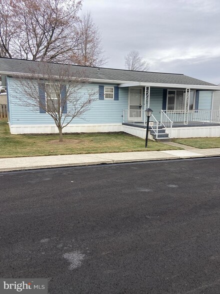 65 LT 3A Snyder Ln, Ephrata, PA 17522