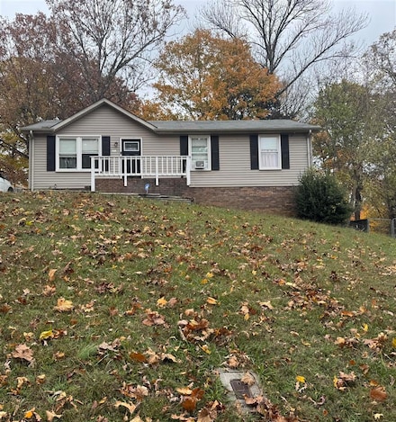 527 Aspen Dr, Clarksville, KY 37042