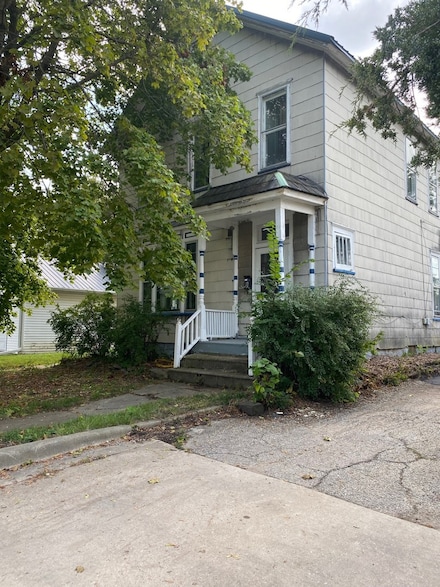 627 Hennepin St, La Salle, IL 61301