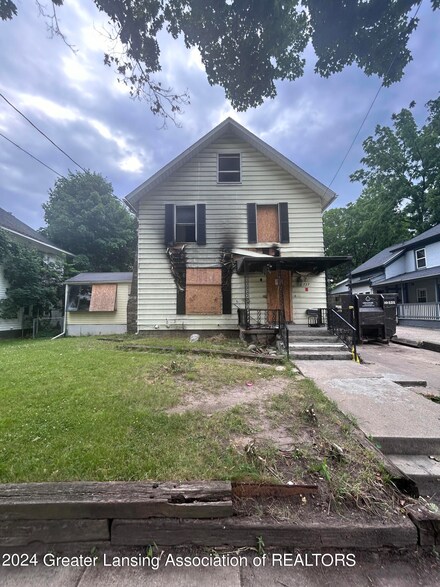 727 Wisconsin Ave, Lansing, MI 48915