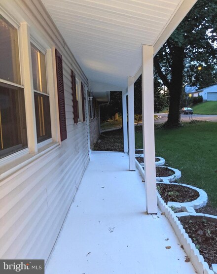 9901 Worrell Ave, Glenn Dale, MD 20769