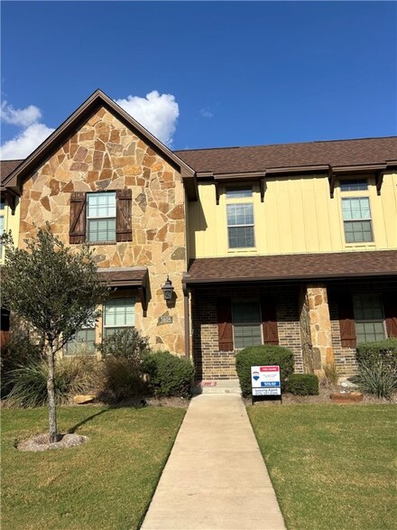 3005 Towers Pkwy, College Station, TX 77845