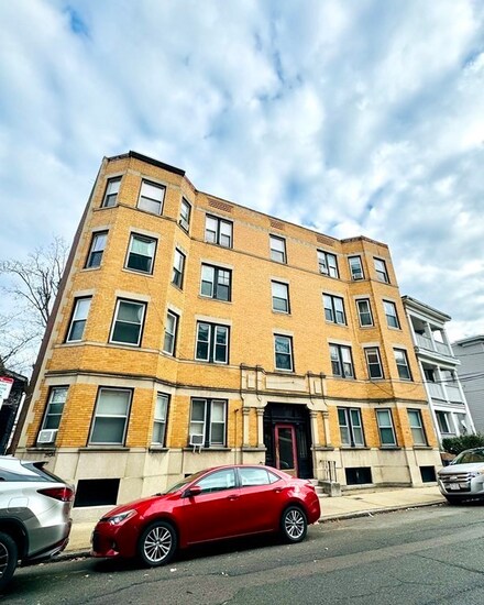 158 Kelton St Unit 4, Allston, MA 02134