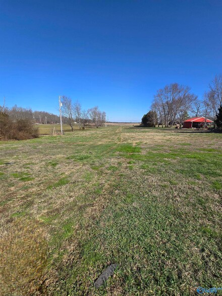 2454 Elkwood Section Rd, Hazel Green, AL 35750