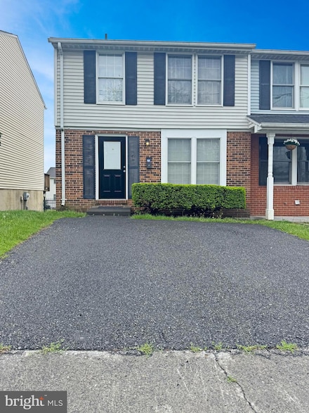 7 E Hart St, Winchester, VA 22601