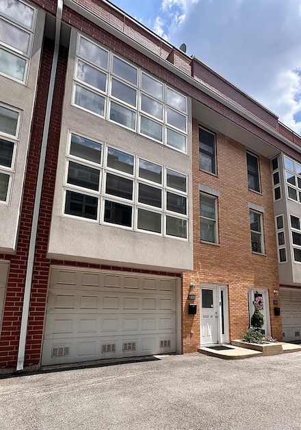 3337 W Irving Park Rd Unit 3E, Chicago, IL 60618